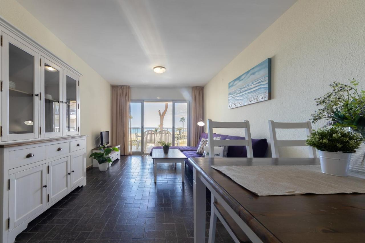 Apartamentos Dms V Arysal Cambrils Bagian luar foto
